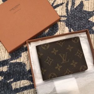 Louis Vuitton Bi Fold Multiple Wallet